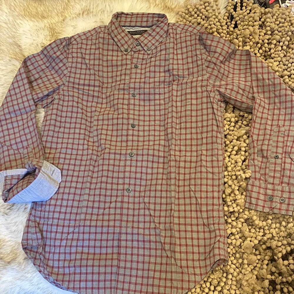 Banana Republic Mens T-shirt long sleeve size small .